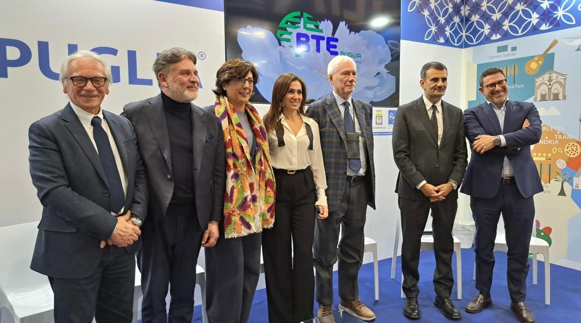 Aigo Confesercenti Puglia: grande successo per la presentazione della Borsa sul Turismo Extralberghiero di Puglia alla BIT di Milano
