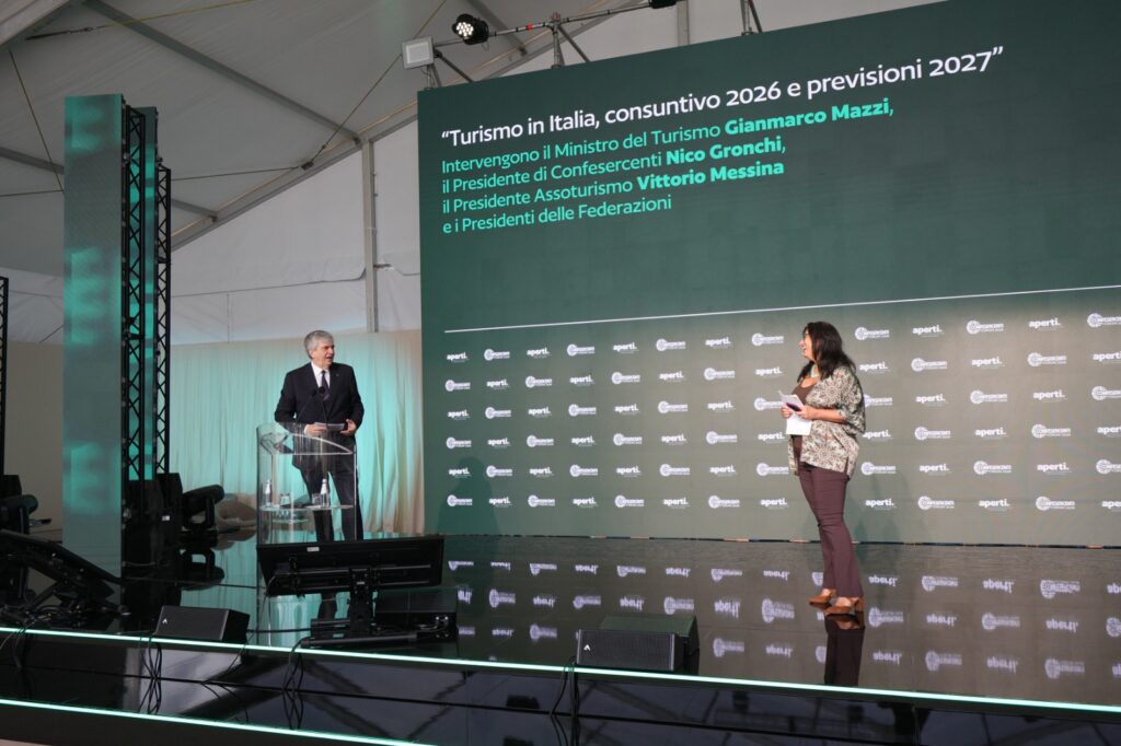 Turismo, il Ministro Mazzi a Confesercenti Forum: “Nel 2025 record di 535,5 milioni di presenze e 185 miliardi di spesa. Il 2026 consolida la crescita”